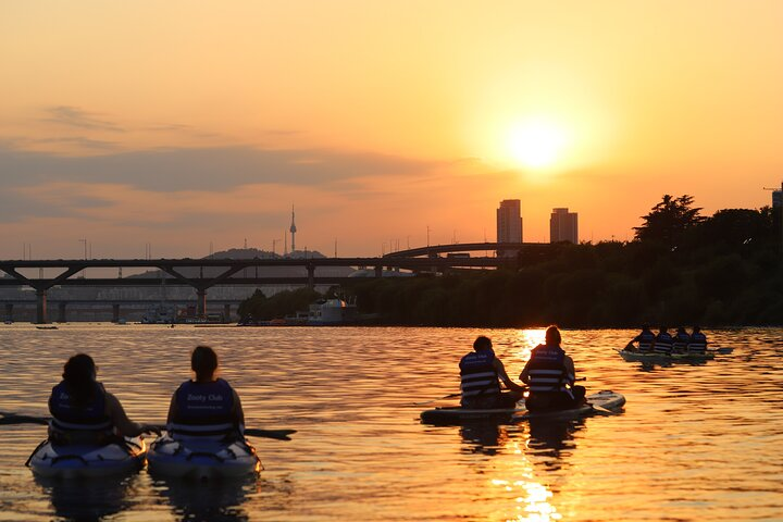 Stand Up Paddle Board (SUP) and Kayak Activities in Han River - Photo 1 of 14